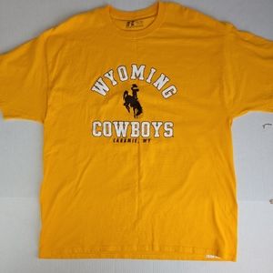 RUSSELL  WYOMING COWBOYS LARAMIE WY  RODEO WESTERN YELLOW MENS  T SHIRT SIZE XL